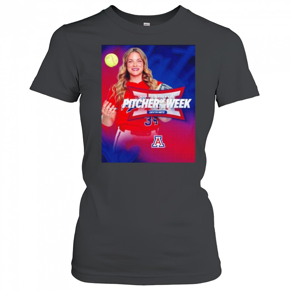 Devyn Netz big 12 softball pitcher of the week Arizona Wildcats shirt