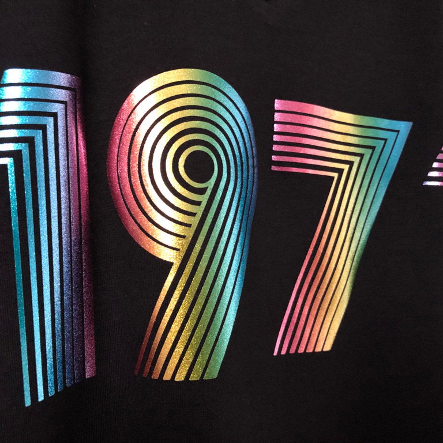 1971 T Shirt Funky Effect Vinyl HTV Rainbow Glitter, 51st Birthday Gift T-Shirt in Retro & Vintage 70s style Unisex Tee Shirt Top