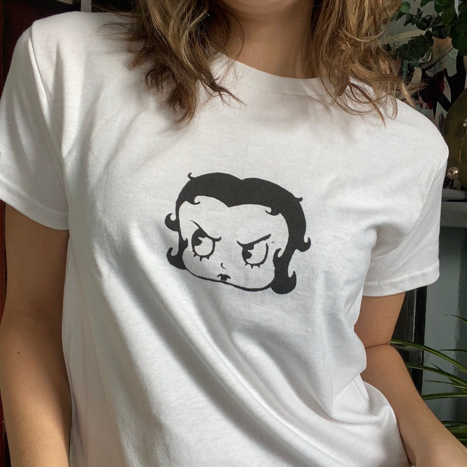 Angry Betty Baby Tee, Leo Fitted Tshirt, Historical Graphic Tee, Cute baby Tee, Coquette, Indie Sleez Shirt, Cottagecore, LDR in Grey