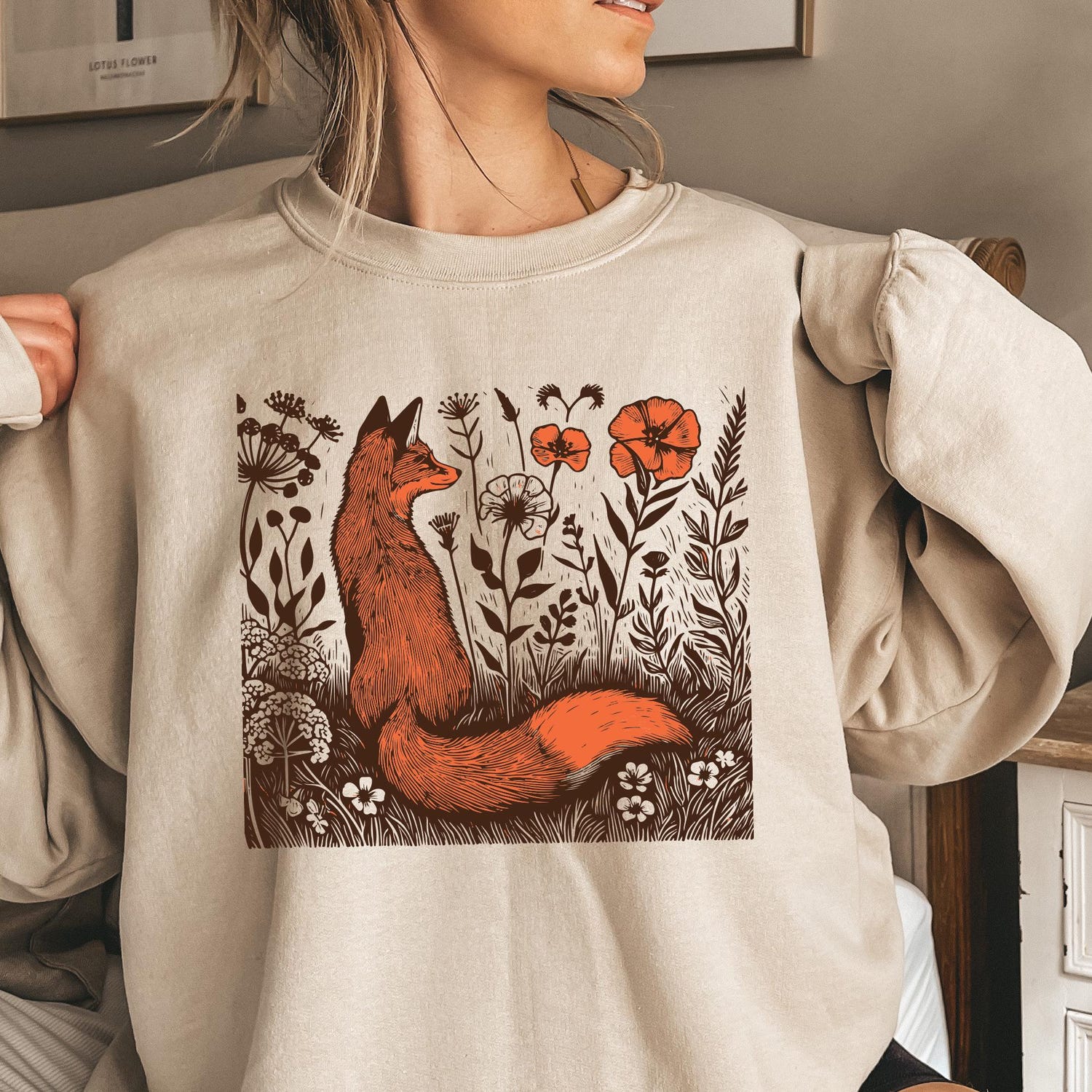 Cute Flower Fox Sweatshirt, Fox In A Meadow Shirt, Cottagecore Aesthetic Hoodie, Vintage Forestcore tee, Woodland Animals Lover Gift, E7588