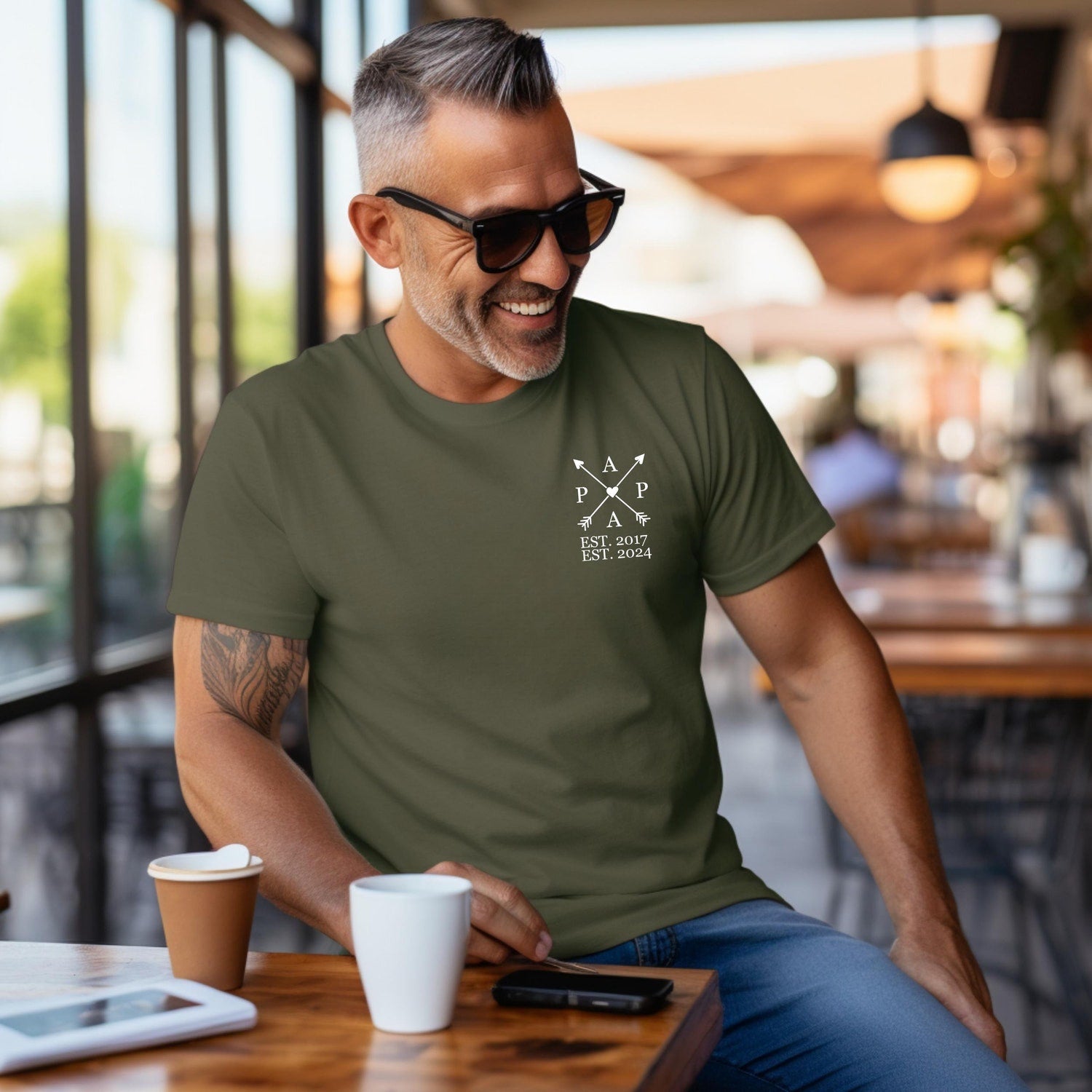 Dad's Edition: T-shirt with the child's name and year of birth. Dad gift. Dad gift idea. Personalized father shirt. Father's Day gift