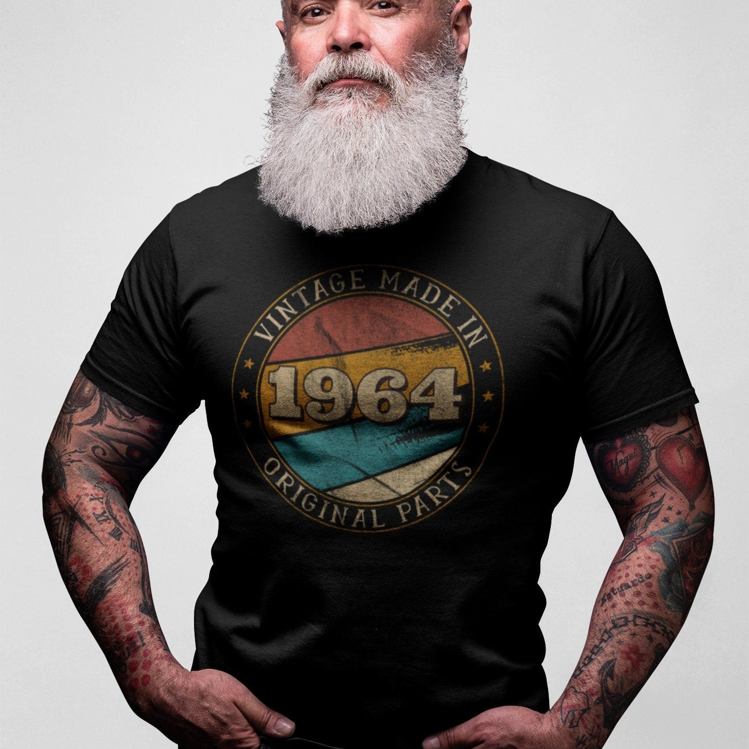 61st Birthday Gift T-Shirt | 61 Years Birthday | Man Woman | Gift Dad Mom | Retro Vintage Made in 1964 | Birthday Shirt