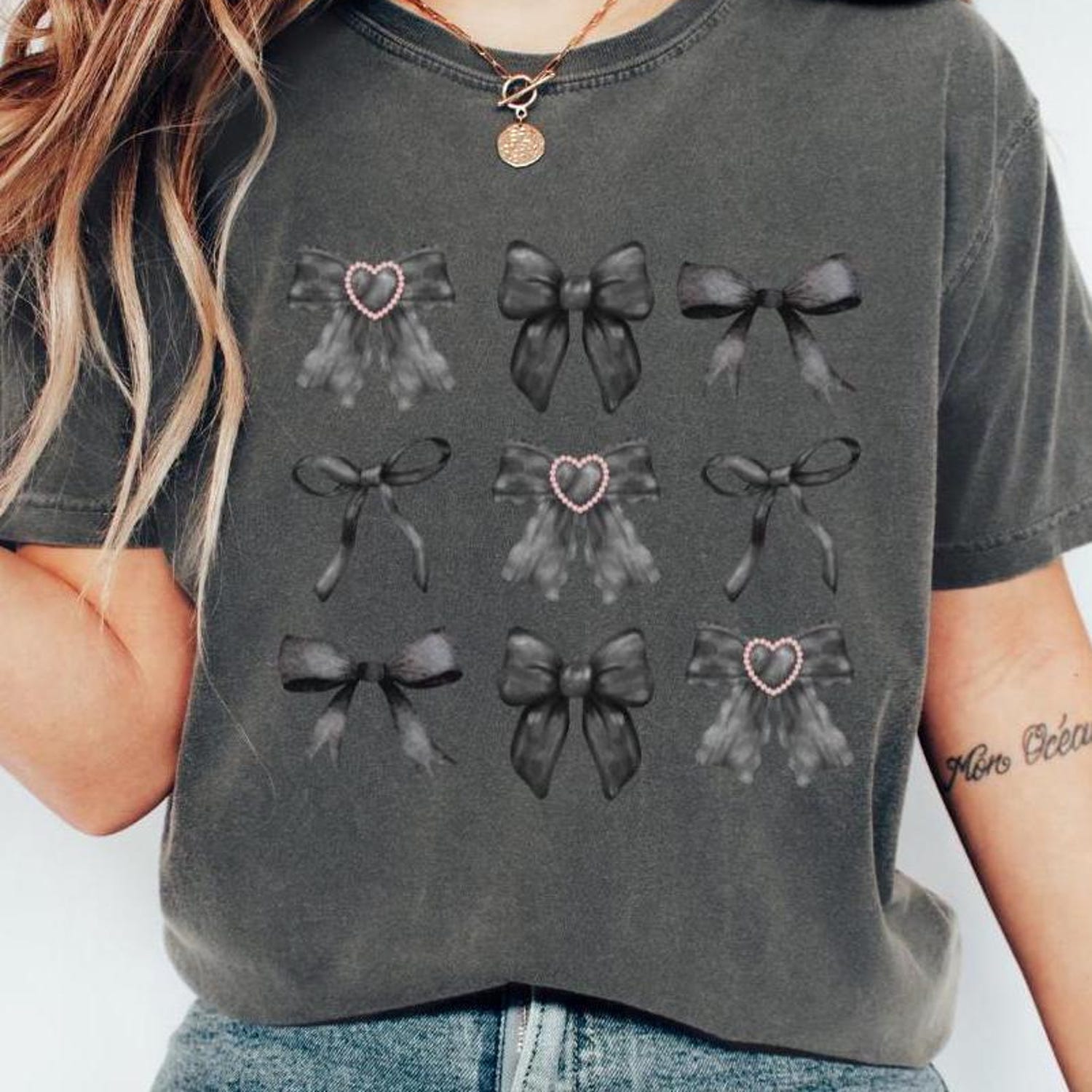 Coquette Black Bow Shirt Tshirt Cute Bow Tee Gothic Chic Comfort Colors Shirt Girly Aesthetic Gift for Her Trendy T-Shirt Gifts Cute Shirt