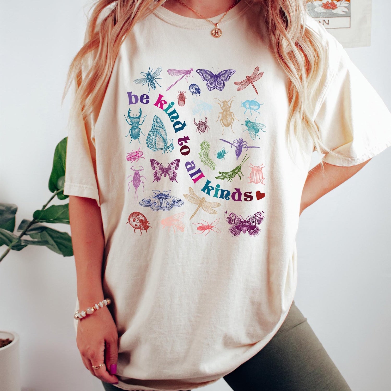 Be Kind To All Kinds T-shirt, Retro Comfort Shirt, Butterfly Moths Bugs And Insects Sweatshirt, Nature Lover Gift, Aesthetic Women Tee