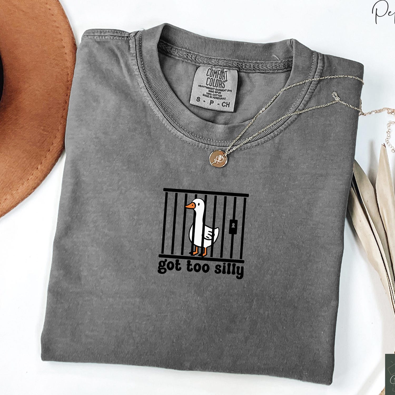 Comfort ColorsÂ® Funny Goose Shirt, Meme T-Shirt, Trendy Goose Tee, Cute Animal Shirt, Minimalist Goose Graphic, Humor Tee