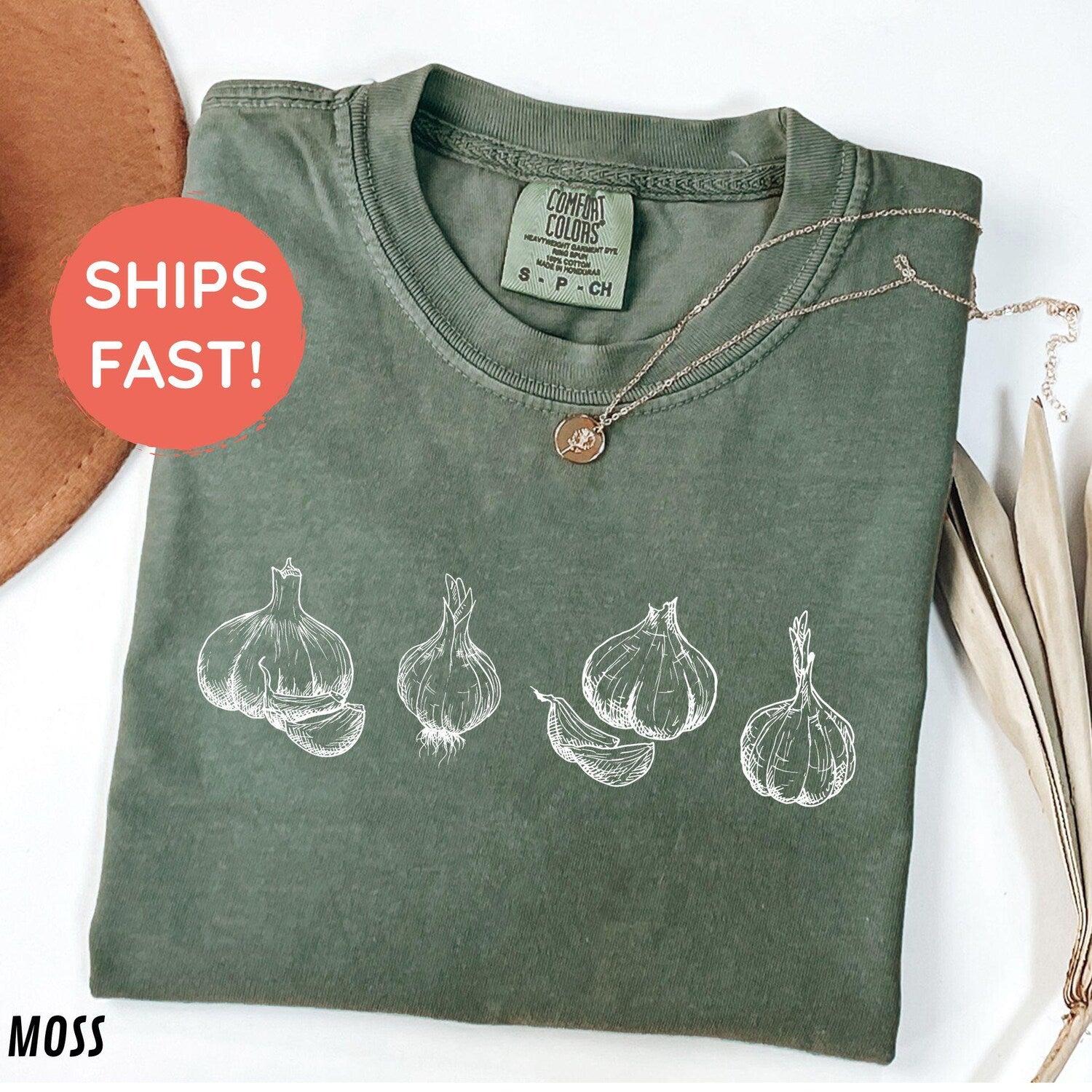 Garlic Cottage Core T-Shirt, Onion Garlic Shirt, Garlic Festival Shirt, Garlic Print Tee, Aromatics Botanical Garden Aesthetic Clothing