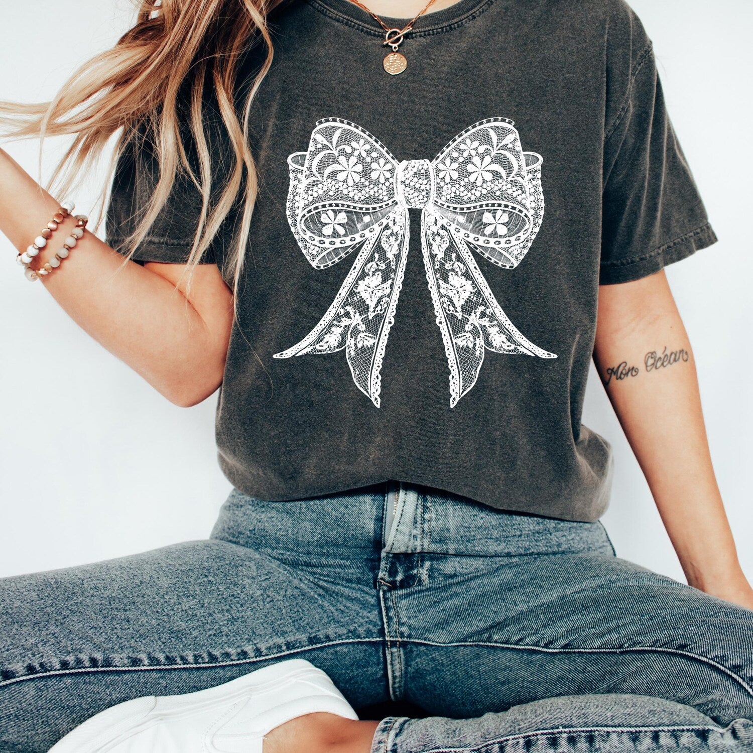 Coquette Lace Bow Shirt, Comfort Cute Bow T-shirt, Lovely Gift For Women, Cute Mother Gift, Mother Birthday Gift, Aesthetic Woman Tshirt