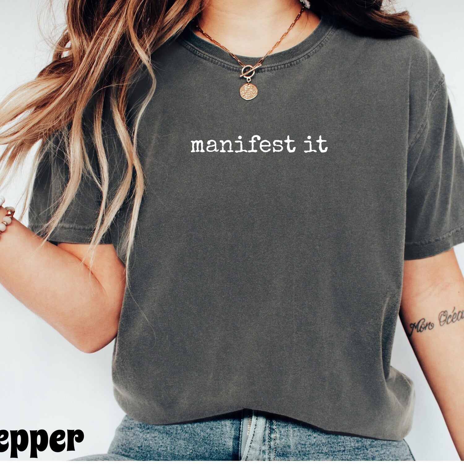 Comfort ColorsÂ® Manifest It Shirt, Motivational Graphic Tee, Positive Vibes Shirt for Women, Trendy Aesthetic TShirt, Cute Top