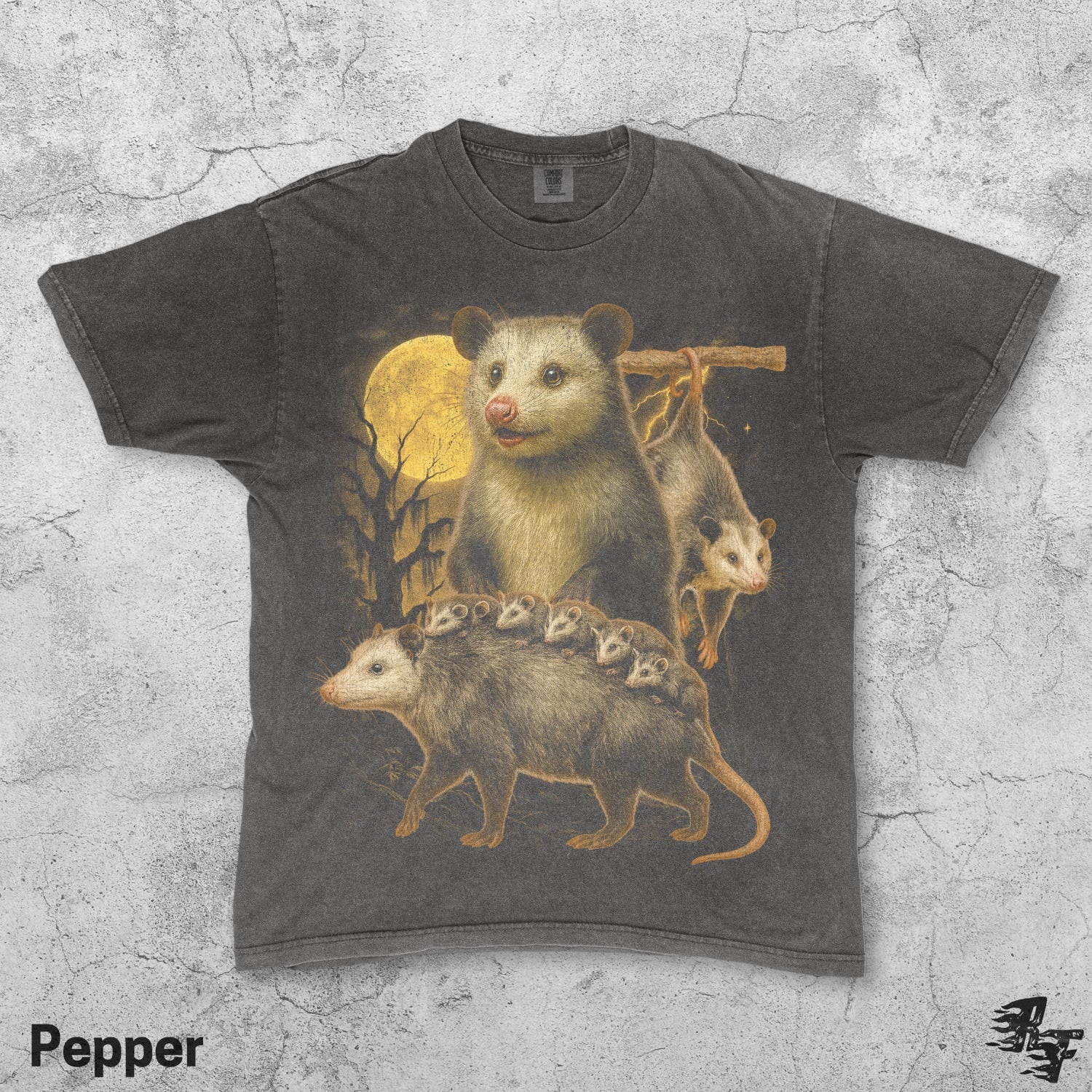 Vintage 90s Opossum T-Shirt, Retro Wildlife Graphic Tee, Baby Possum Nature Animal Moon Shirt, Cute Gift Unisex Y2k Forest Aesthetic